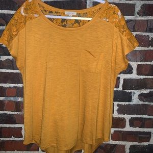 Paper + Tee Gold Lace shoulder top 2x